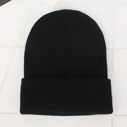 gorro unisex color negro liso ideal para clima frio